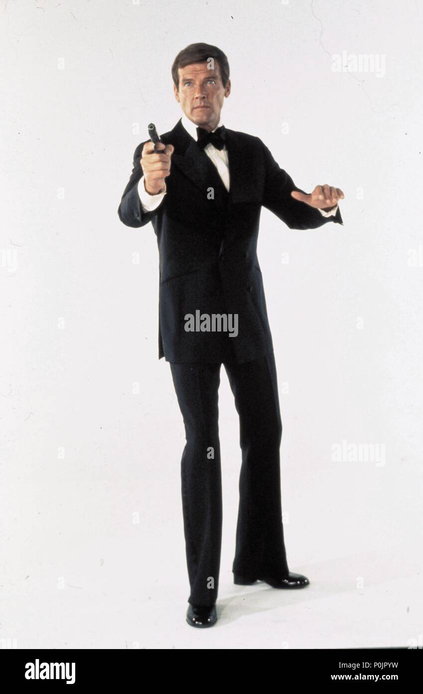 Original Film Title Live And Let Die English Title 007 James Bond Live And Let Die Film Director Guy Hamilton Year 1973 Stars Roger Moore Credit Eon United Artists Album Stock Photo Alamy