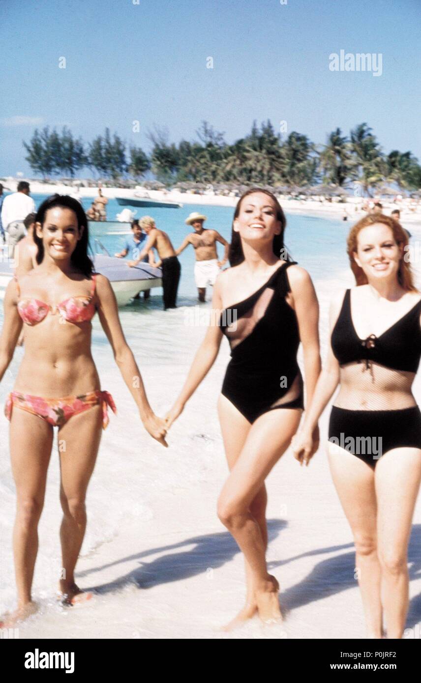 Original Film Title: THUNDERBALL. English Title: 007, JAMES BOND:  THUNDERBALL. Film Director: TERENCE YOUNG. Year: 1965. Stars: LUCIANA  PALUZZI; MARTINE BESWICK; CLAUDINE AUGER. Credit: EON/UNITED ARTISTS /  Album Stock Photo - Alamy