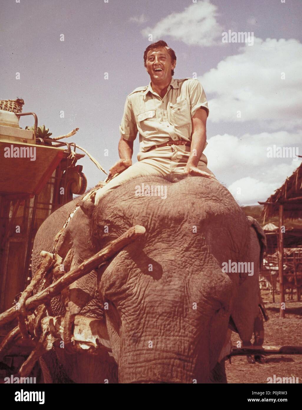 Original Film Title: MISTER MOSES. English Title: MISTER MOSES. Film Director: RONALD NEAME. Year: 1965. Stars: ROBERT MITCHUM. Credit: UNITED ARTISTS / Album Stock Photo