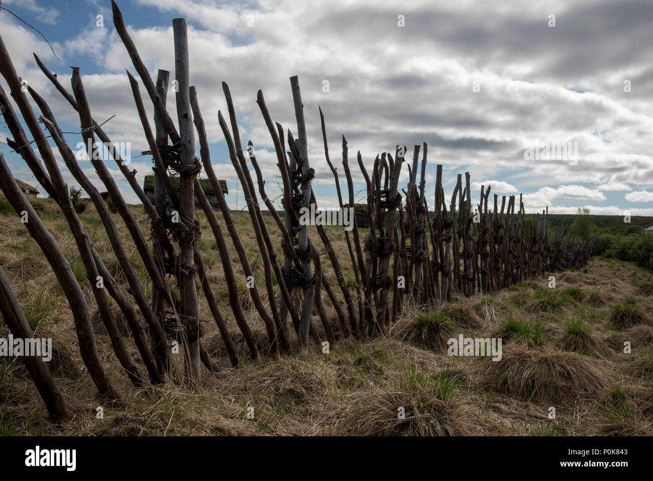 Traditional fencing hi-res stock photography and images - Alamy