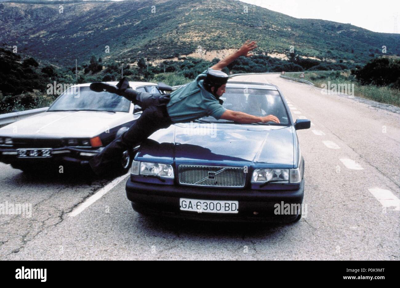 Original Film Title AIRBAG. English Title AIRBAG. Film Director