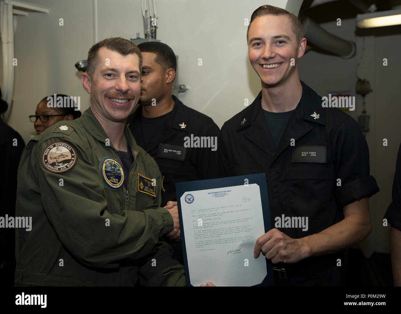Air traffic controller petty officer hi-res stock photography and ...