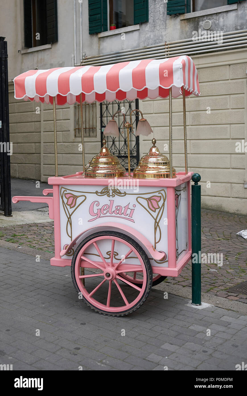 Ice cream cart italy hires stock photography and images Alamy