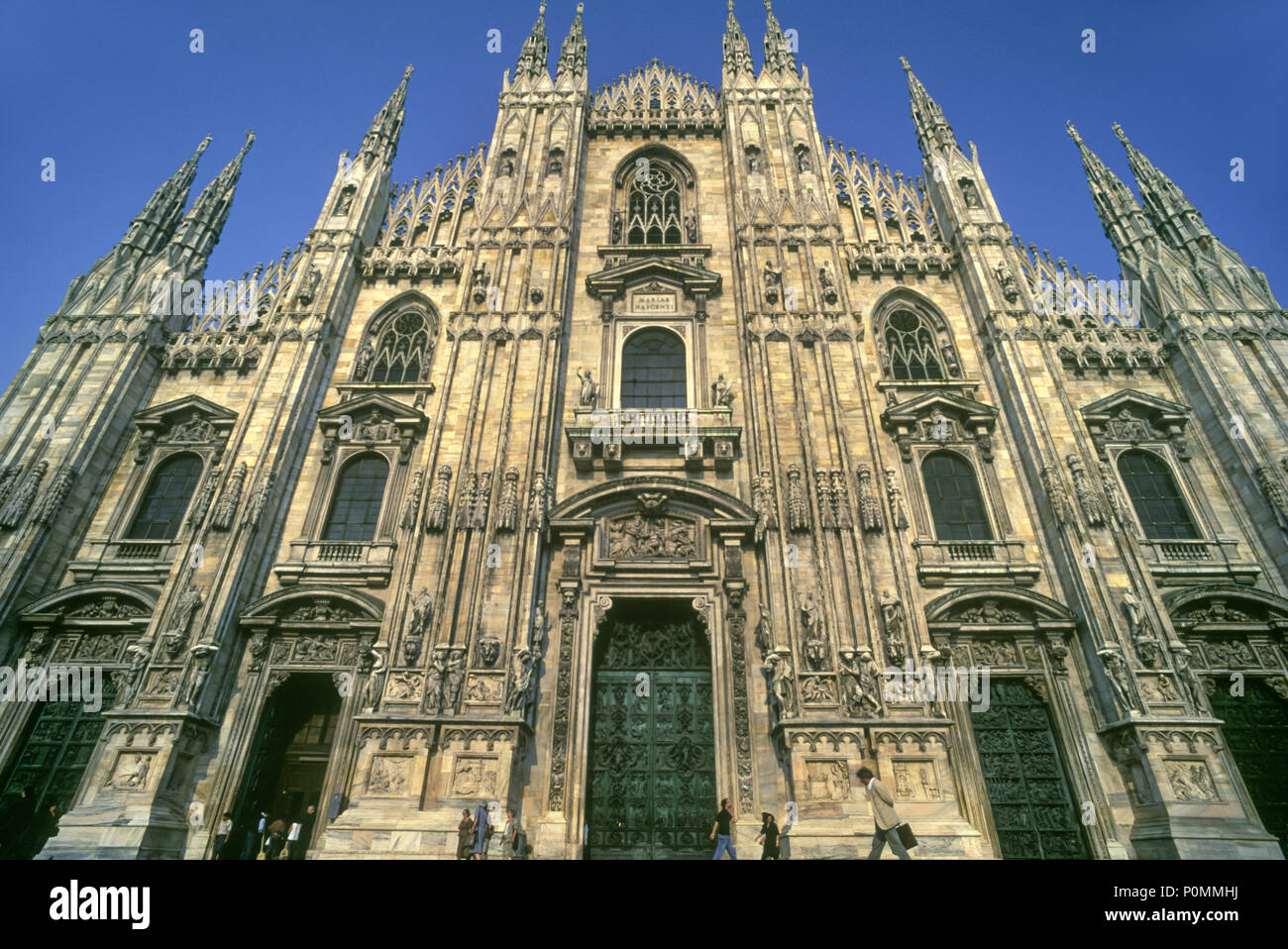 1996 HISTORICAL WEST FRONT DUOMO PIAZZA DI DUOMO MILAN ITALY Stock