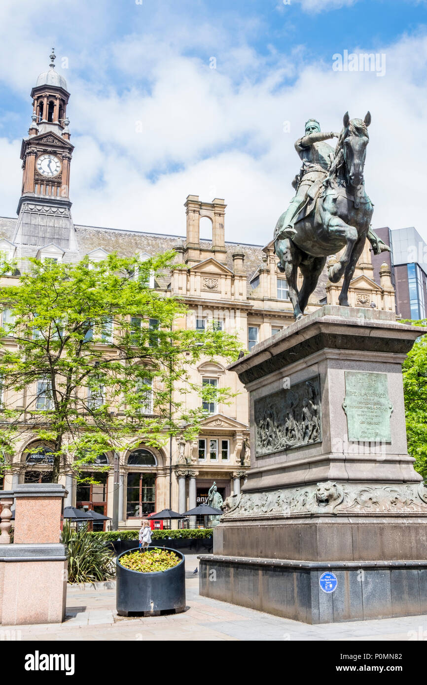 Statue of Edward, Prince of Wales known as The Black Prince outside the old General Post Office, Leeds, West Yorkshire, England, UK Stock Photo