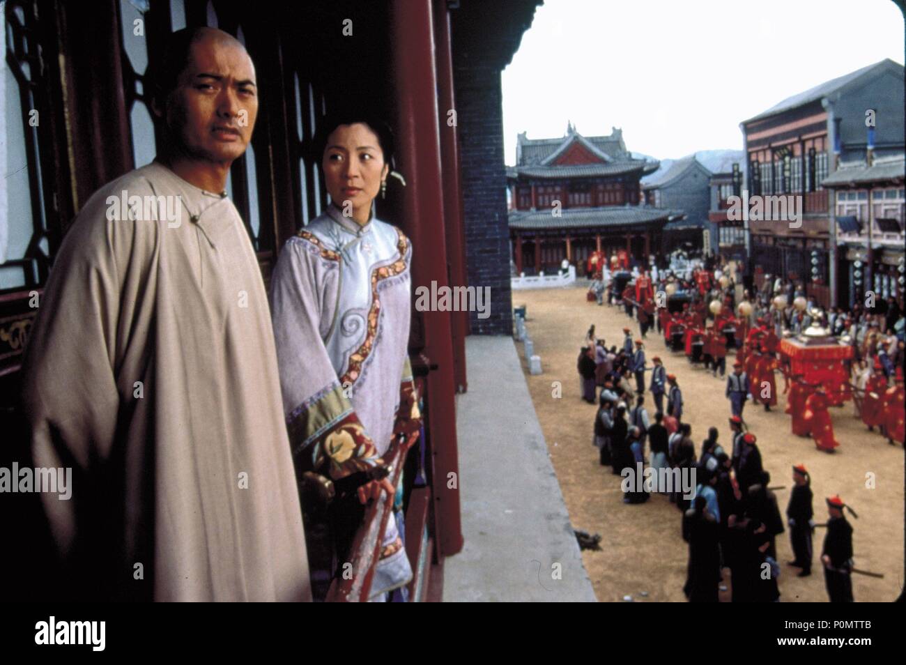 Original Film Title: WO HU CANG LONG.  English Title: CROUCHING TIGER, HIDDEN DRAGON.  Film Director: ANG LEE.  Year: 2000.  Stars: CHOW YUN-FAT; MICHELLE YEOH. Credit: COLUMBIA TRI STAR / Album Stock Photo