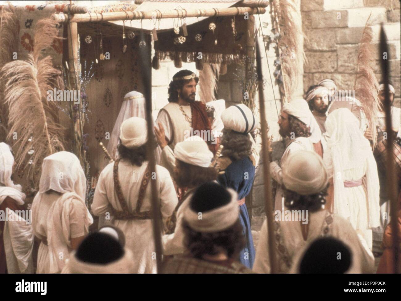 Original Film Title: KING DAVID.  English Title: KING DAVID.  Film Director: BRUCE BERESFORD.  Year: 1985.  Stars: RICHARD GERE. Credit: PARAMOUNT PICTURES / Album Stock Photo