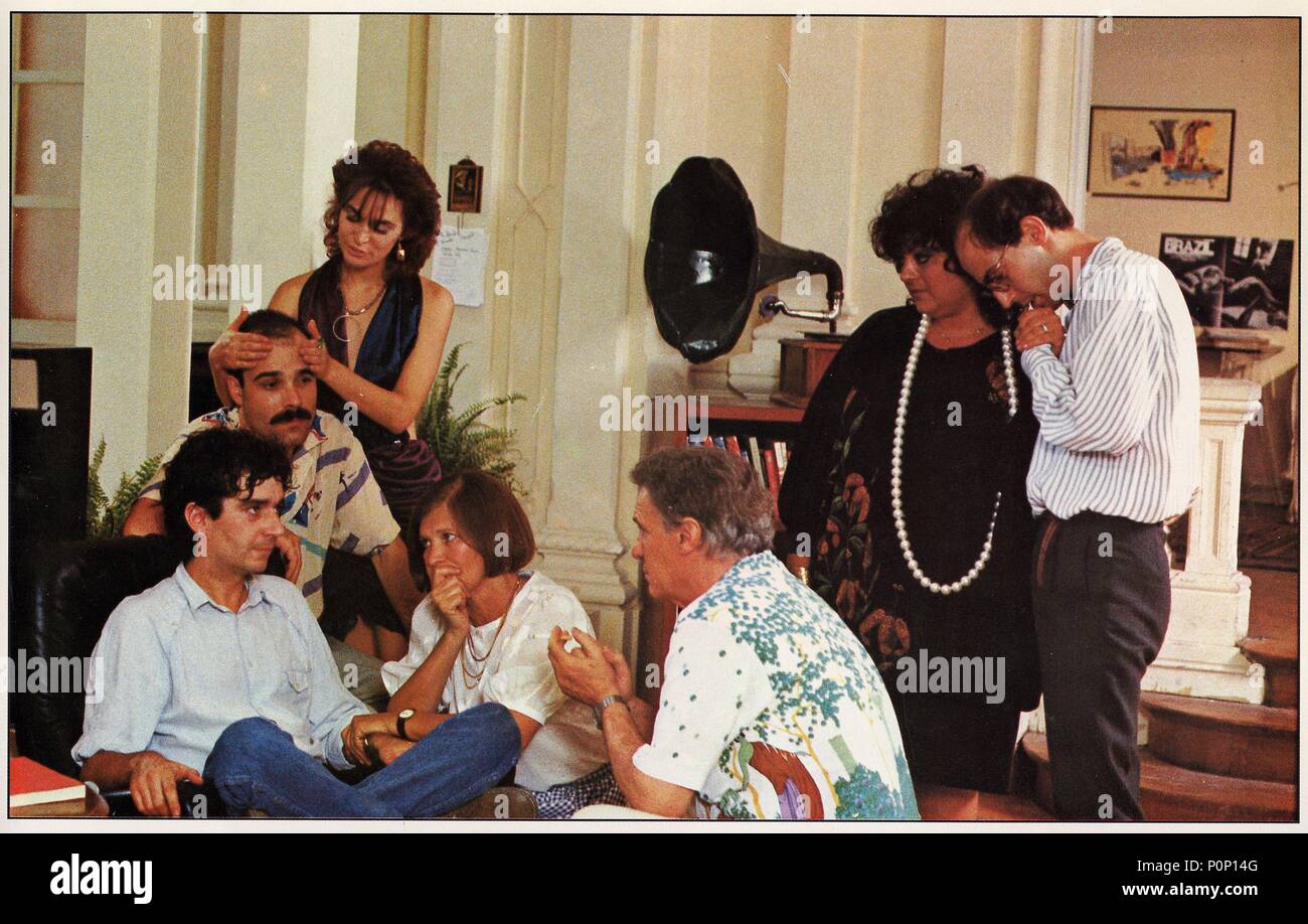 Original Film Title: SAL GORDA. English Title: SAL GORDA. Film Director:  FERNANDO TRUEBA. Year: 1984. Stars: ANTONIO RESINES; OSCAR LADOIRE Stock  Photo - Alamy