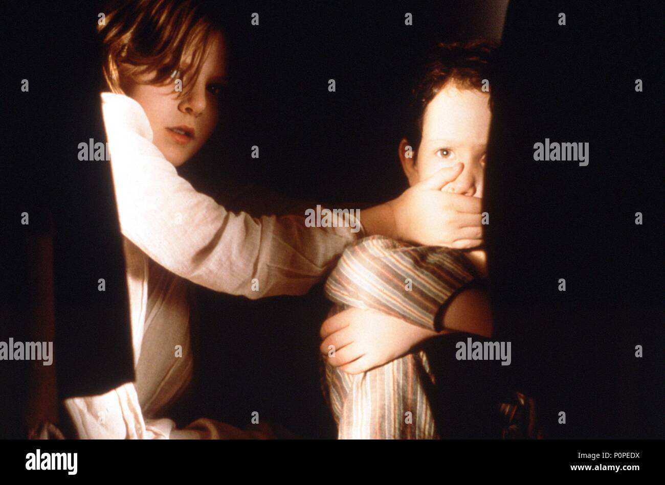 Original Film Title: THE OTHERS.  English Title: THE OTHERS.  Film Director: ALEJANDRO AMENABAR.  Year: 2001.  Stars: ALAKINA MANN; JAMES BENTLEY. Copyright: Editorial inside use only. This is a publicly distributed handout. Access rights only, no license of copyright provided. Mandatory authorization to Visual Icon (www.visual-icon.com) is required for the reproduction of this image. Credit: DIMENSION FILMS / Album Stock Photo