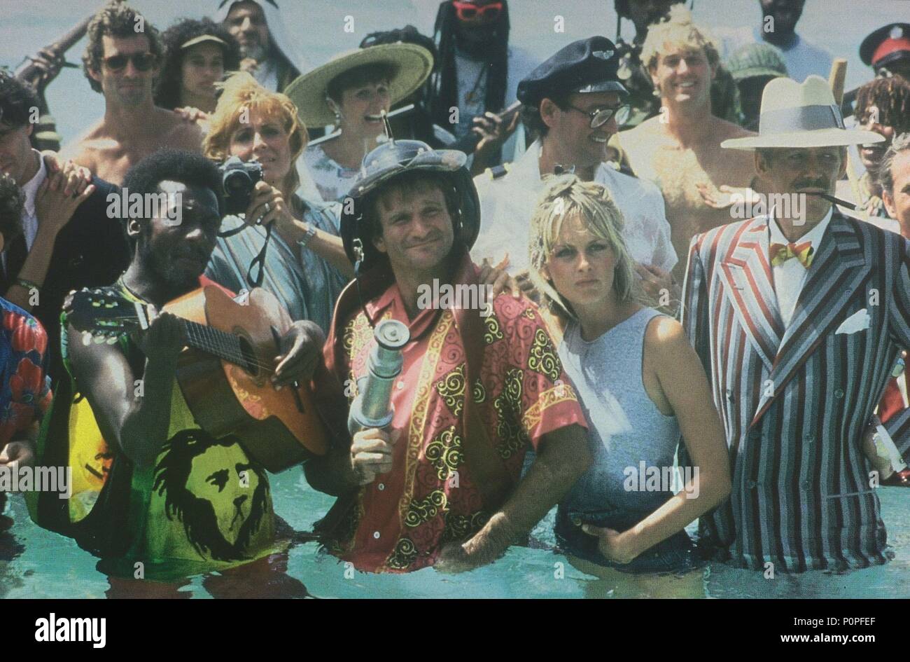 Robin williams 1986 hi-res stock photography and images Alamy