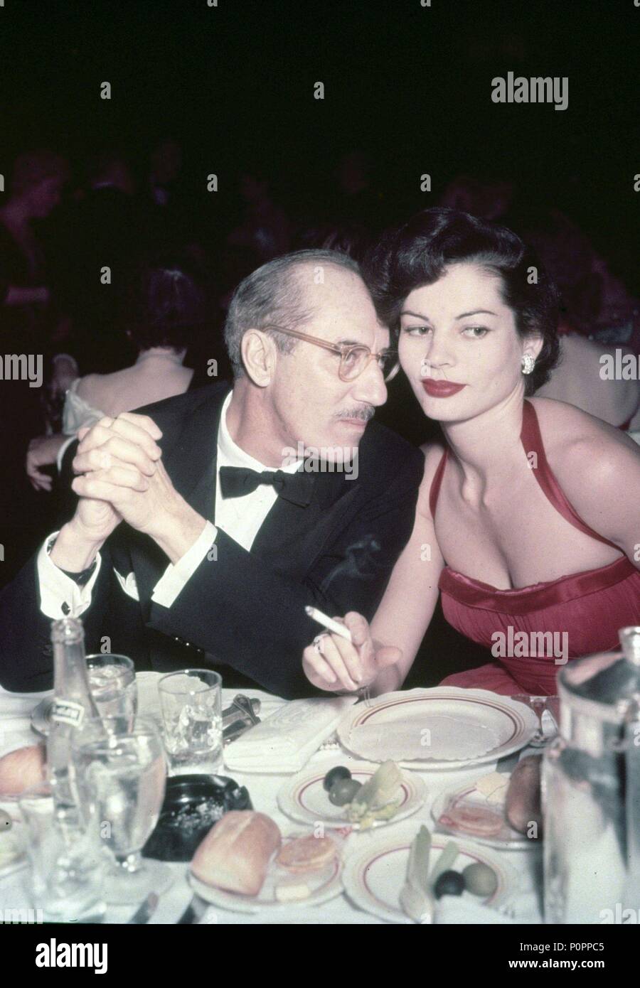 Stars: GROUCHO MARX Stock Photo - Alamy