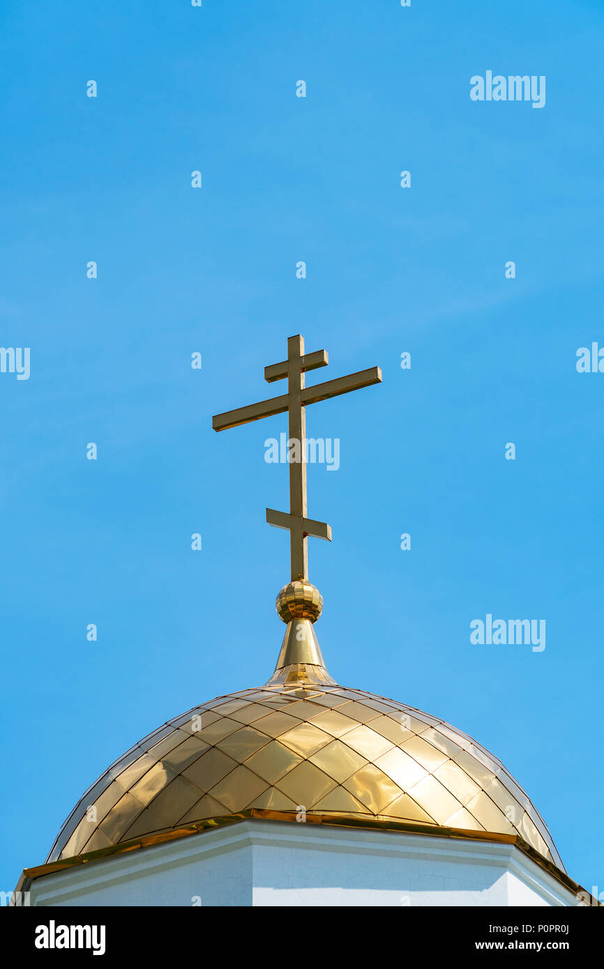 Orthodox cross on dome of church Stock Photo - Alamy