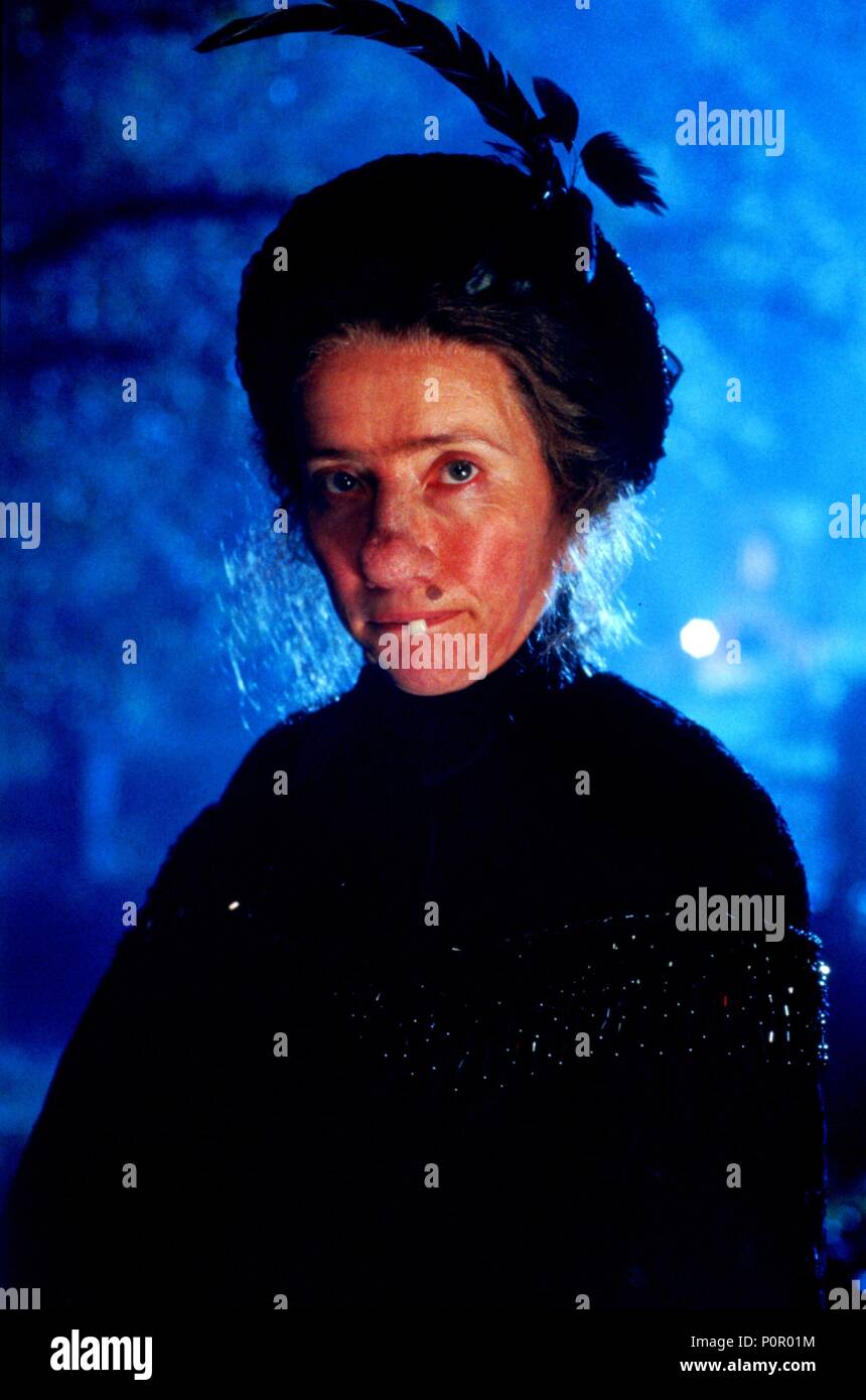 Nanny mcphee hi-res stock photography and images - Alamy