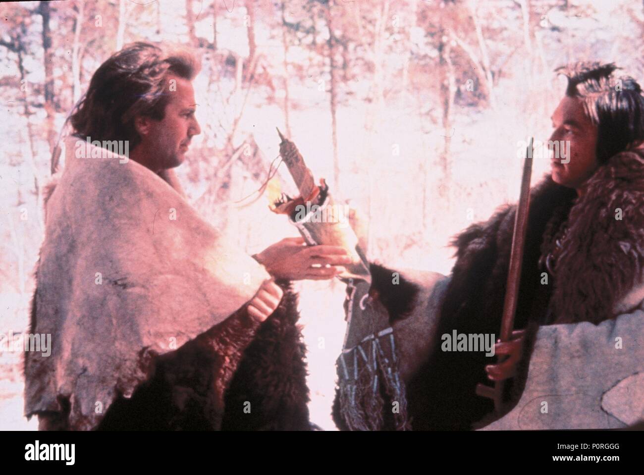 Original Film Title: DANCES WITH WOLVES.  English Title: DANCES WITH WOLVES.  Film Director: KEVIN COSTNER.  Year: 1990.  Stars: KEVIN COSTNER; GRAHAM GREENE. Credit: ORION PICTURES / Album Stock Photo