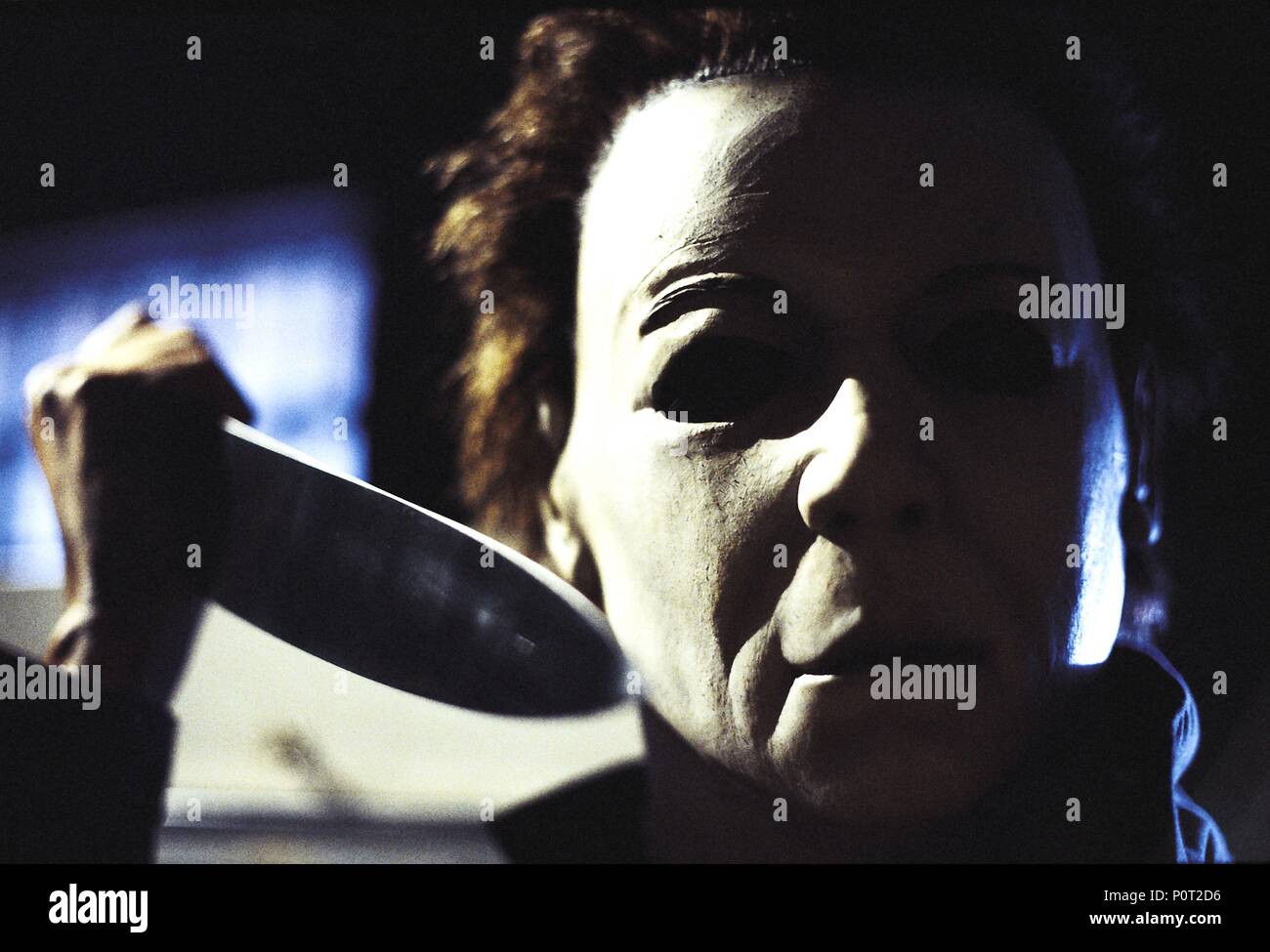 Original Film Title: HALLOWEEN: RÉSURRECTION.  English Title: HALLOWEEN: RÉSURRECTION.  Film Director: RICK ROSENTHAL.  Year: 2002. Copyright: Editorial inside use only. This is a publicly distributed handout. Access rights only, no license of copyright provided. Mandatory authorization to Visual Icon (www.visual-icon.com) is required for the reproduction of this image. Credit: DIMENSION FILMS / Album Stock Photo