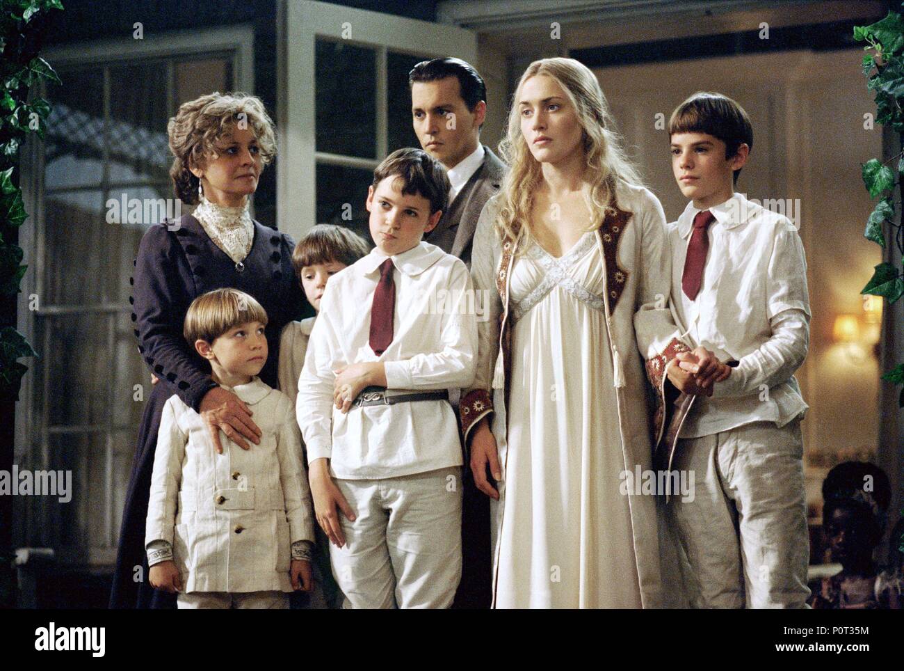Original Film Title: FINDING NEVERLAND.  English Title: FINDING NEVERLAND.  Film Director: MARC FORSTER.  Year: 2004.  Stars: JOHNNY DEPP; KATE WINSLET; FREDDIE HIGHMORE; JOE PROSPERO; NICK ROUD. Copyright: Editorial inside use only. This is a publicly distributed handout. Access rights only, no license of copyright provided. Mandatory authorization to Visual Icon (www.visual-icon.com) is required for the reproduction of this image. Credit: MIRAMAX / Album Stock Photo