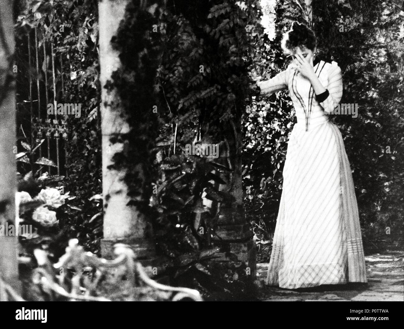 Laura antonelli 1976 hi-res stock photography and images - Alamy