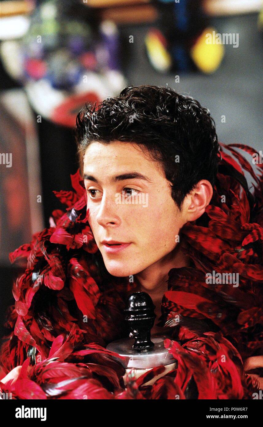 Original Film Title CONFESSIONS OF A TEENAGE DRAMA QUEEN. English(02)