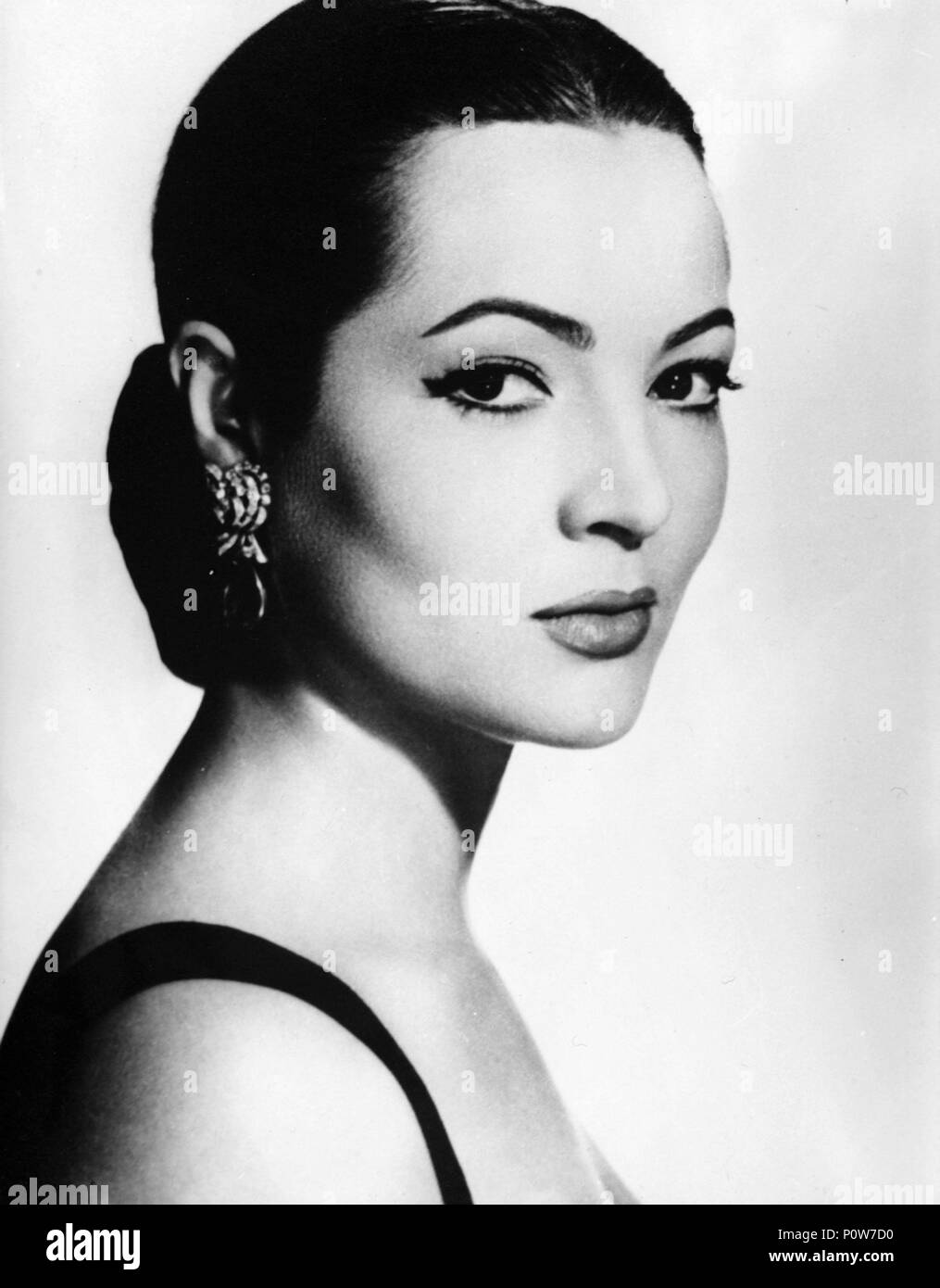 Sara montiel hi-res stock photography and images - Alamy sara-montiel-hi-res-stock-photography-and-images-alamy