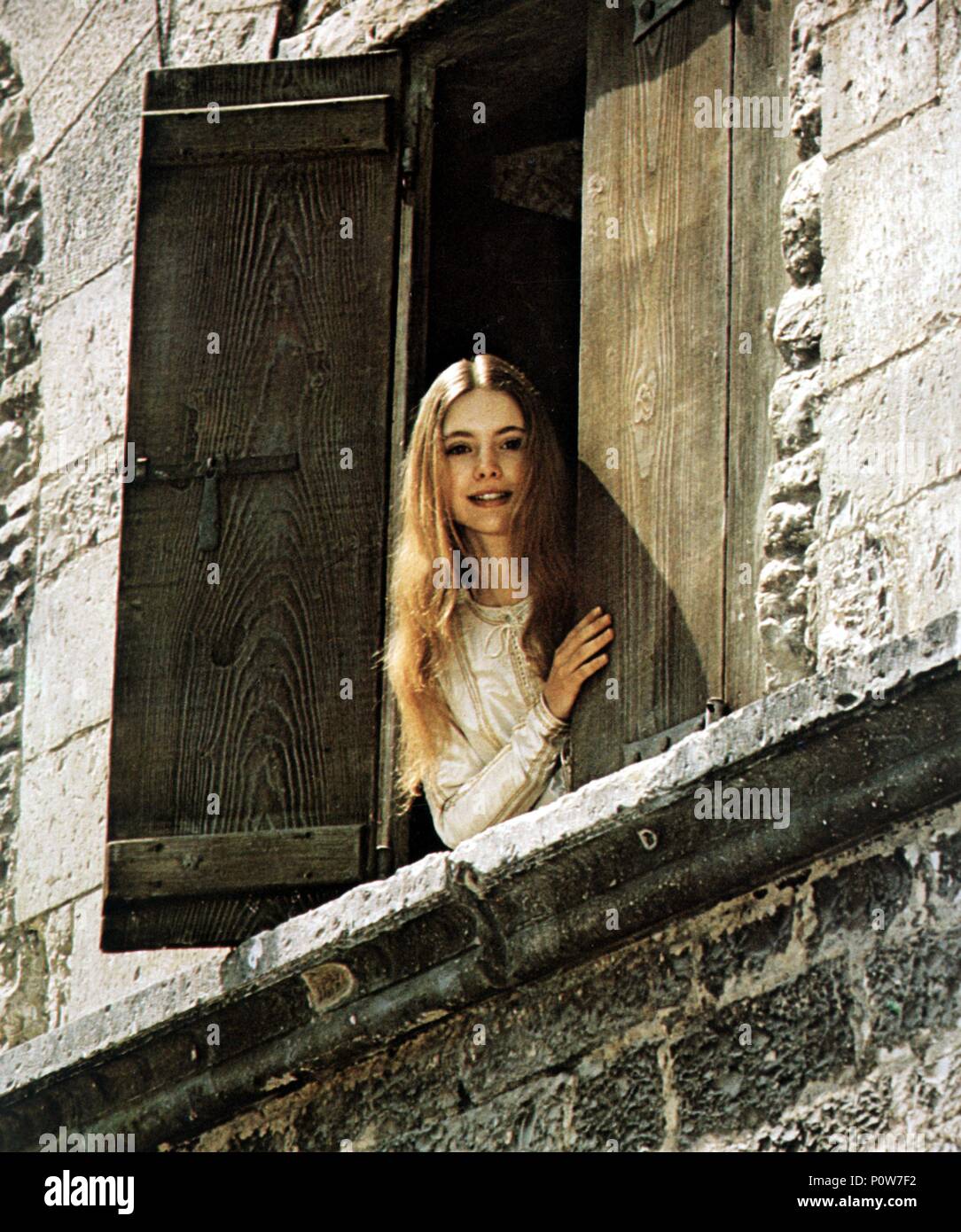 Original Film Title: FRATELLO SOLE, SORELLA LUNA.  English Title: BROTHER SUN, SISTER MOON.  Film Director: FRANCO ZEFFIRELLI.  Year: 1972.  Stars: JUDI BOWKER. Credit: PARAMOUNT PICTURES / Album Stock Photo