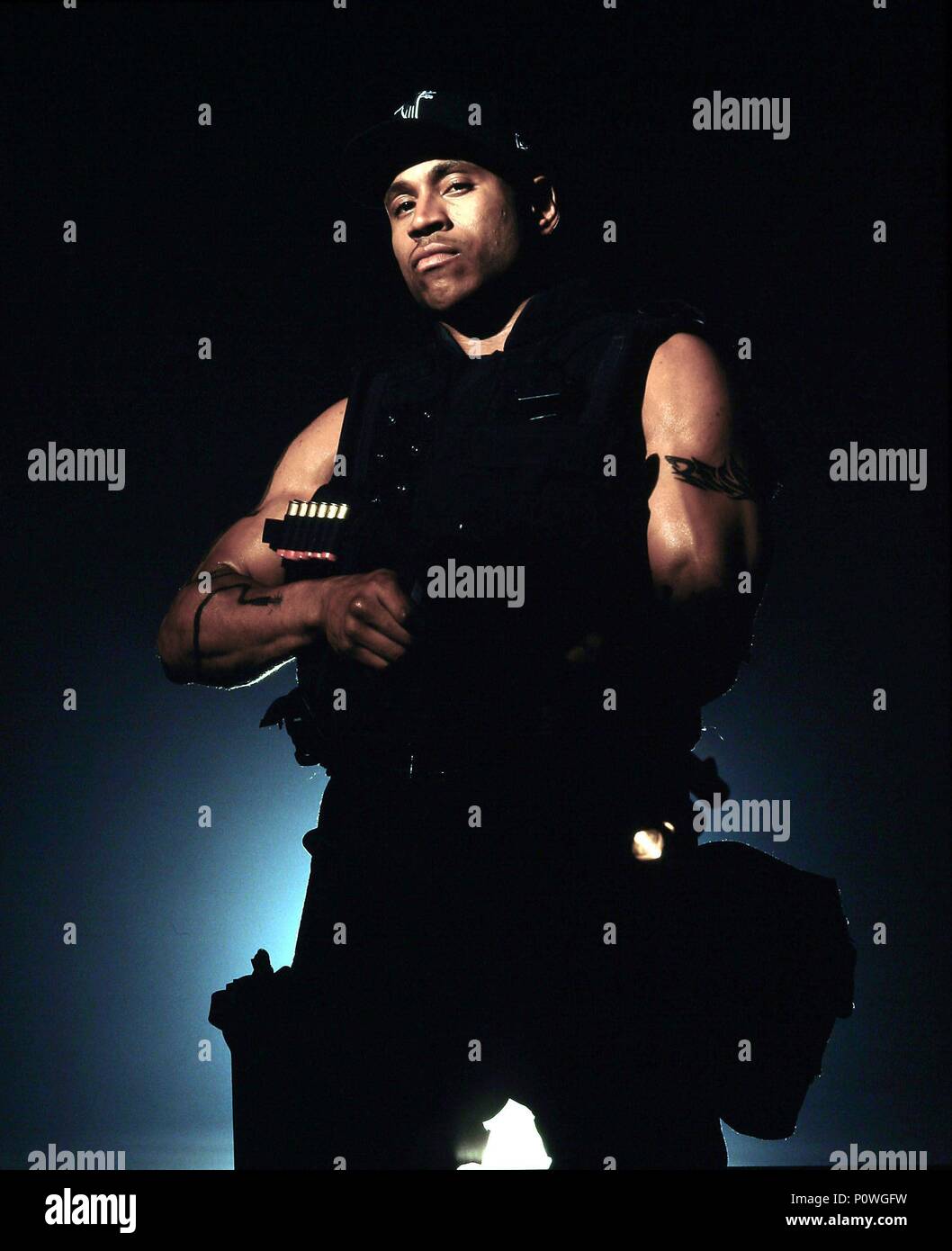 Original Film Title: S. W. A. T..  English Title: S. W. A. T..  Film Director: CLARK JOHNSON.  Year: 2003.  Stars: LL COOL J. Credit: COLUMBIA PICTURES / WHITE, TIMOTHY / Album Stock Photo