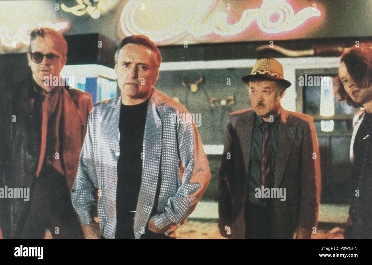 Blue velvet dennis hopper hi-res stock photography and images - Alamy