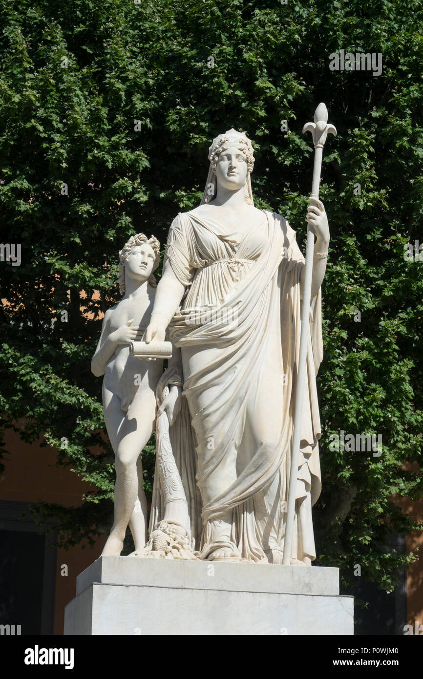 Italy, Tuscany, Lucca, Maria Louisa Bourbon statue Stock Photo