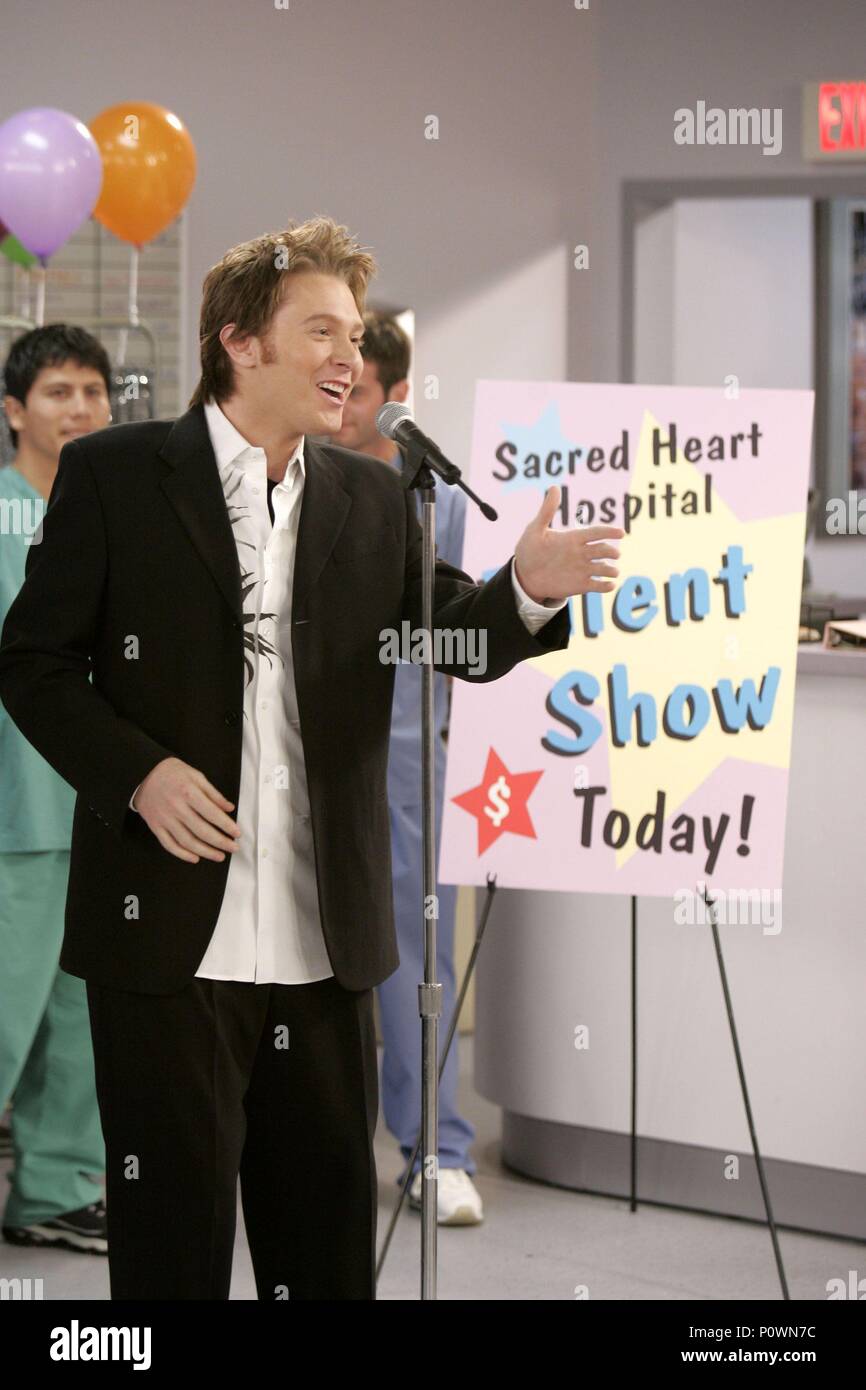 Original Film Title: SCRUBS.  English Title: SCRUBS.  Film Director: ADAM BERNSTEIN; MICHAEL SPILLER.  Year: 2001.  Stars: CLAY AIKEN. Credit: NBC / DRINKWATER, PAUL / Album Stock Photo