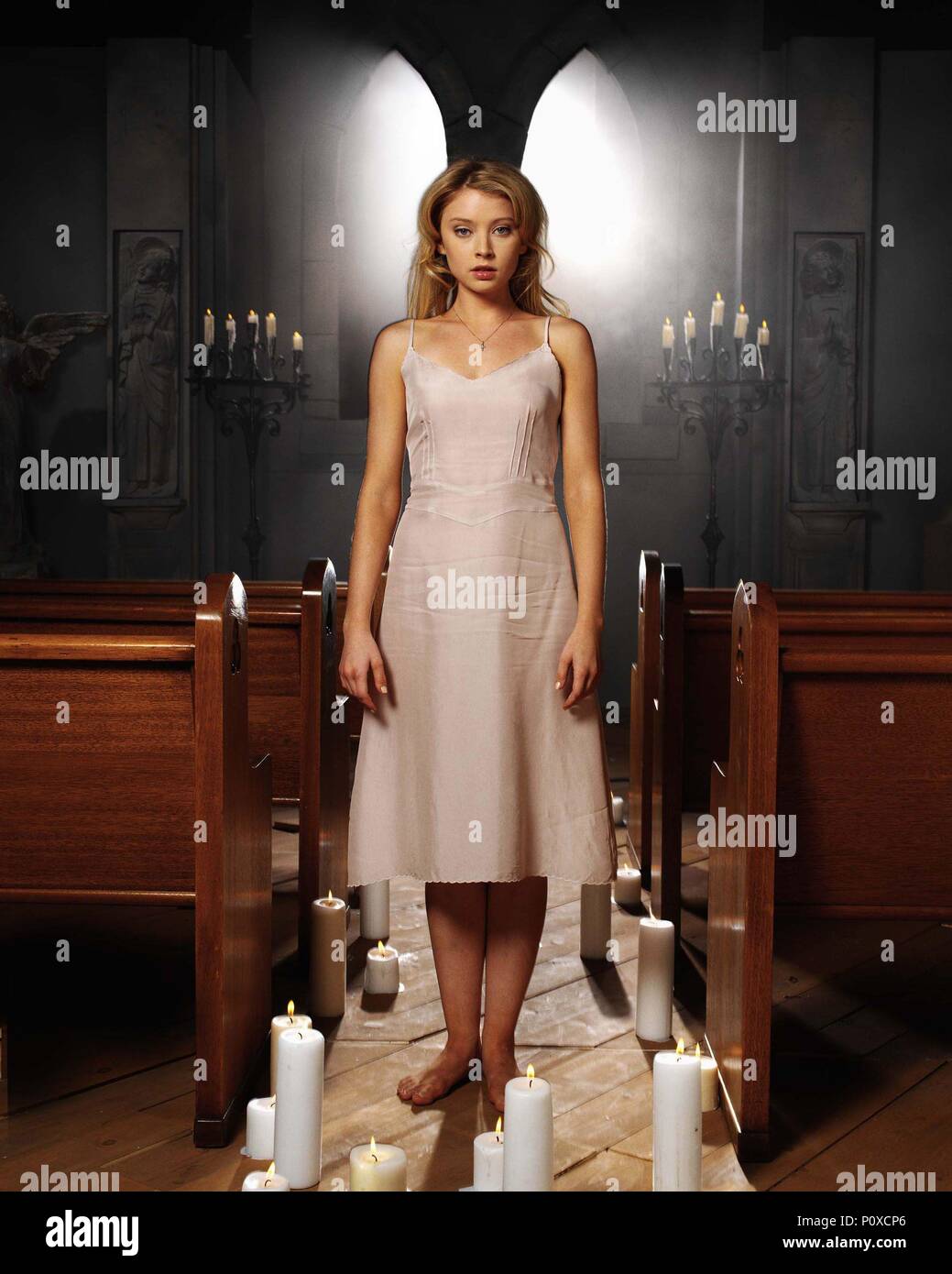 elisabeth harnois pink dress By popular demand, The Dress from "My Date with the President's Daughter" (1998) Not having Disney growing up, I did not know of this movie or this dress's existence. People kept