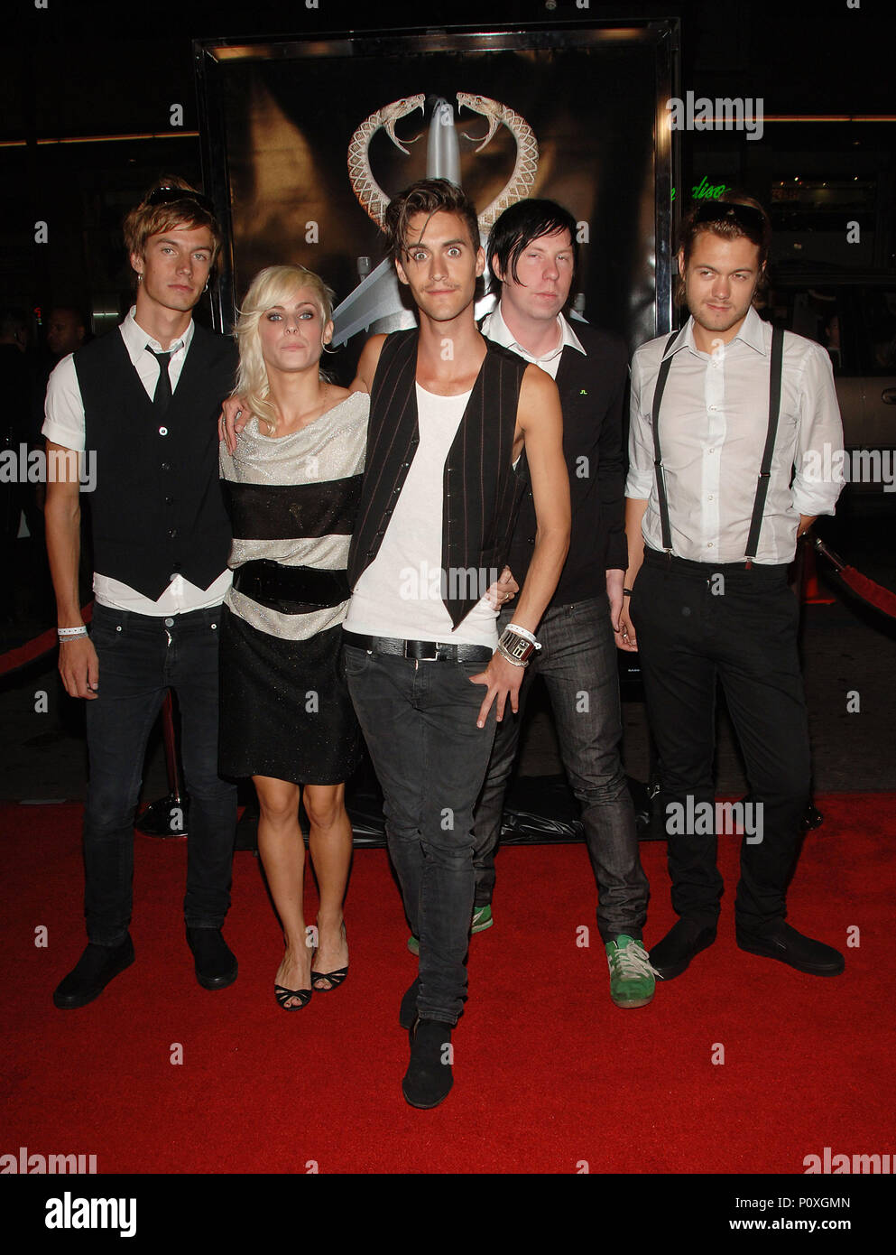 Cobra Starship Arriving At The Snake On A Plane Premiere At The Chinese Theatre Los Angeles August 17 06 Cobrastarship 047 Jpgcobrastarship 047 Event In Hollywood Life California Red Carpet Event