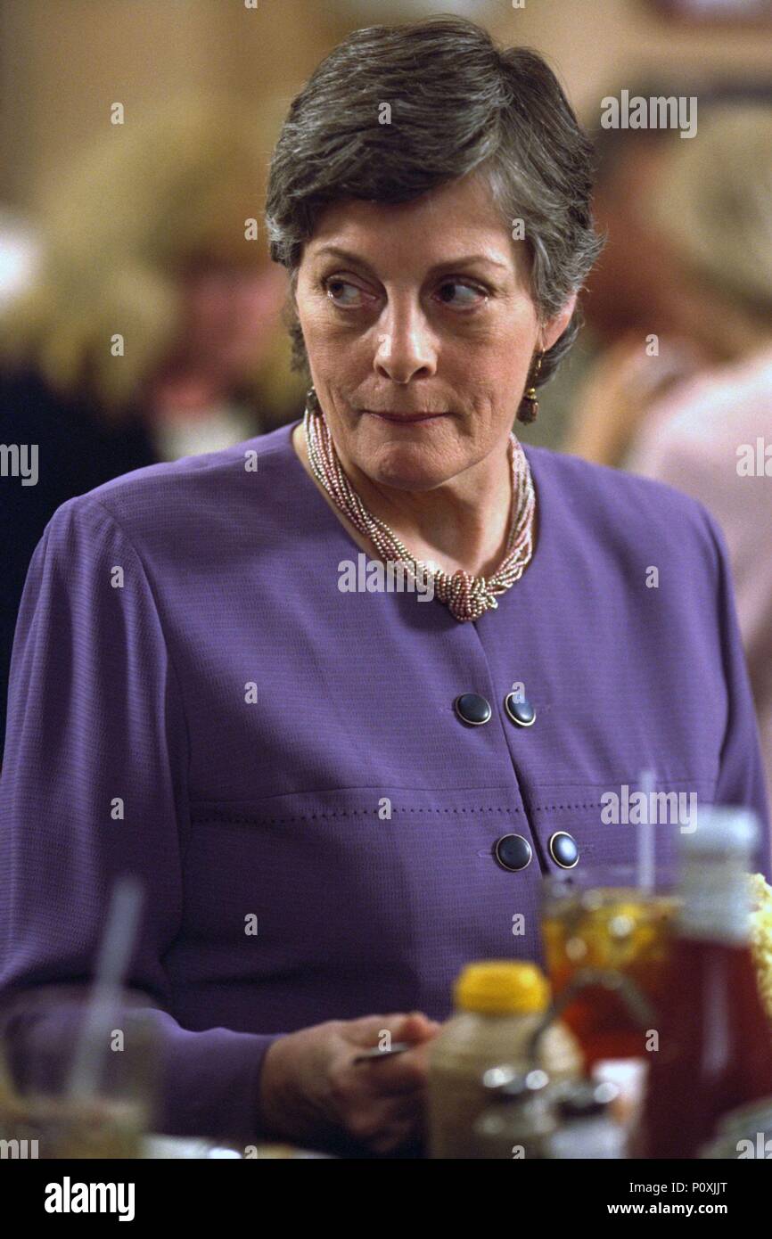 Séries Tv Avec Dana Ivey Two weeks notice year hi-res stock photography and images - Alamy