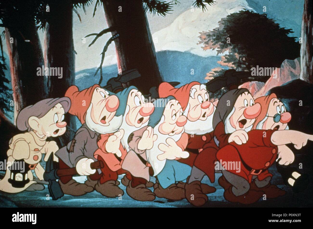 Seven dwarfs hi-res stock photography and images - Alamy