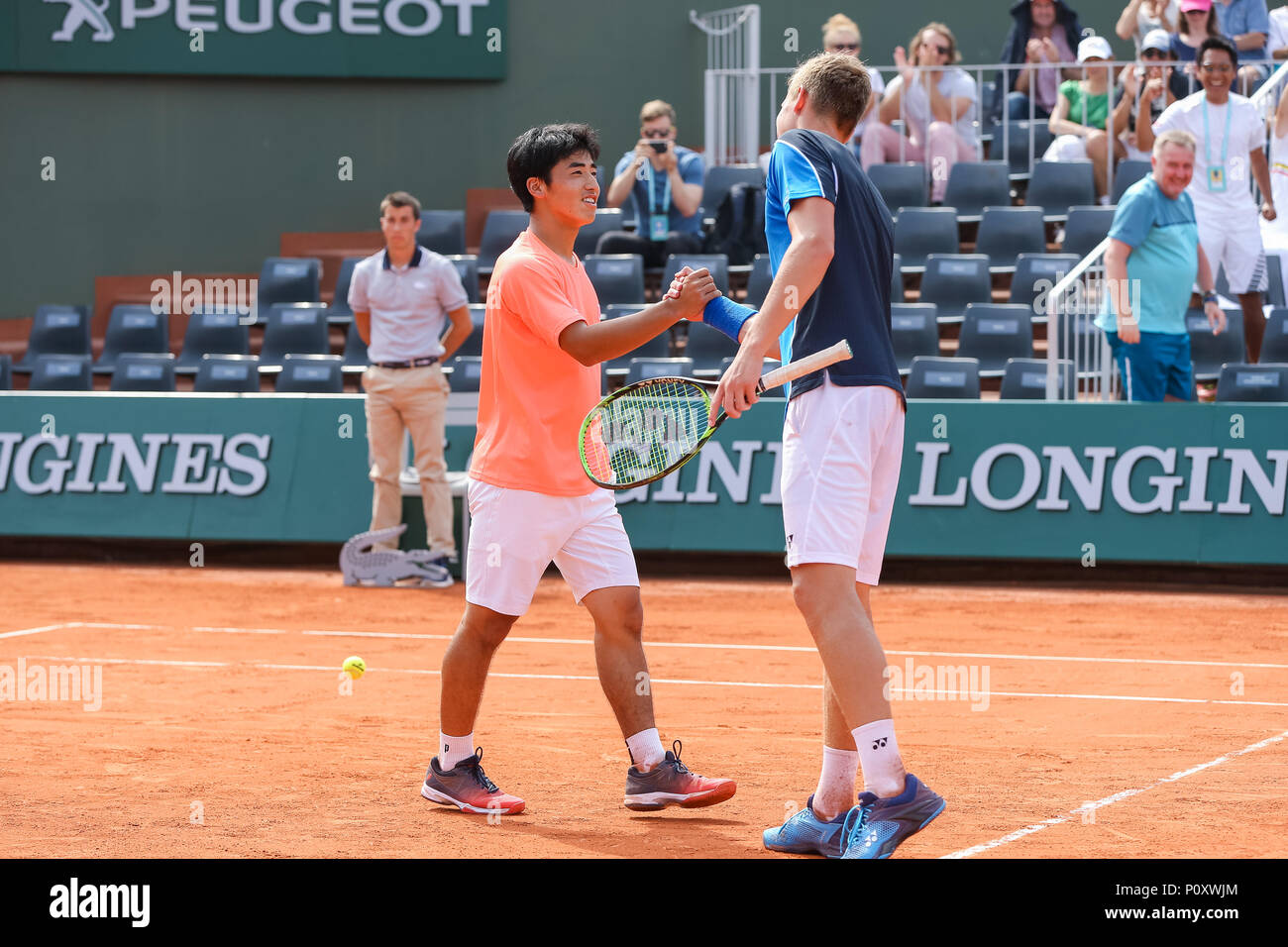 Boys doubles roland garros hi-res stock photography and images - Alamy