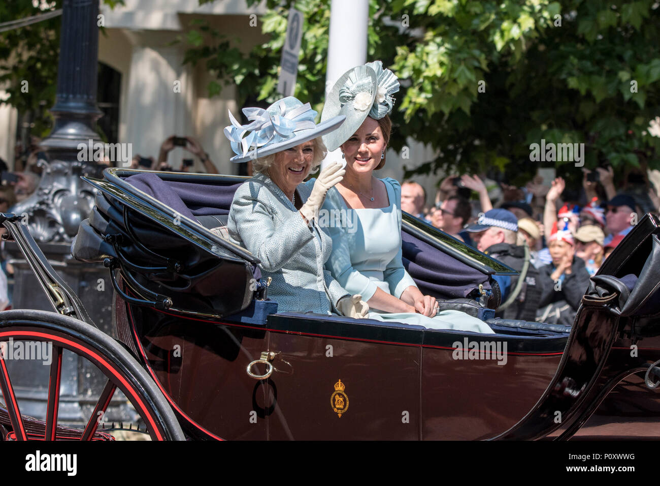 London, UK. 9 June  2018. HM Queen Elizabeth II arriving at Trooping the Colour 2018 without Prince Philip. credit: Benjamin Wareing/ Alamy Live News London, UK. 9 June  2018. TRH The Duchess of Cambridge and Duchess of Cornwall, Camilla and Kate, arriving at Trooping the Colour 2018. Stock Photo