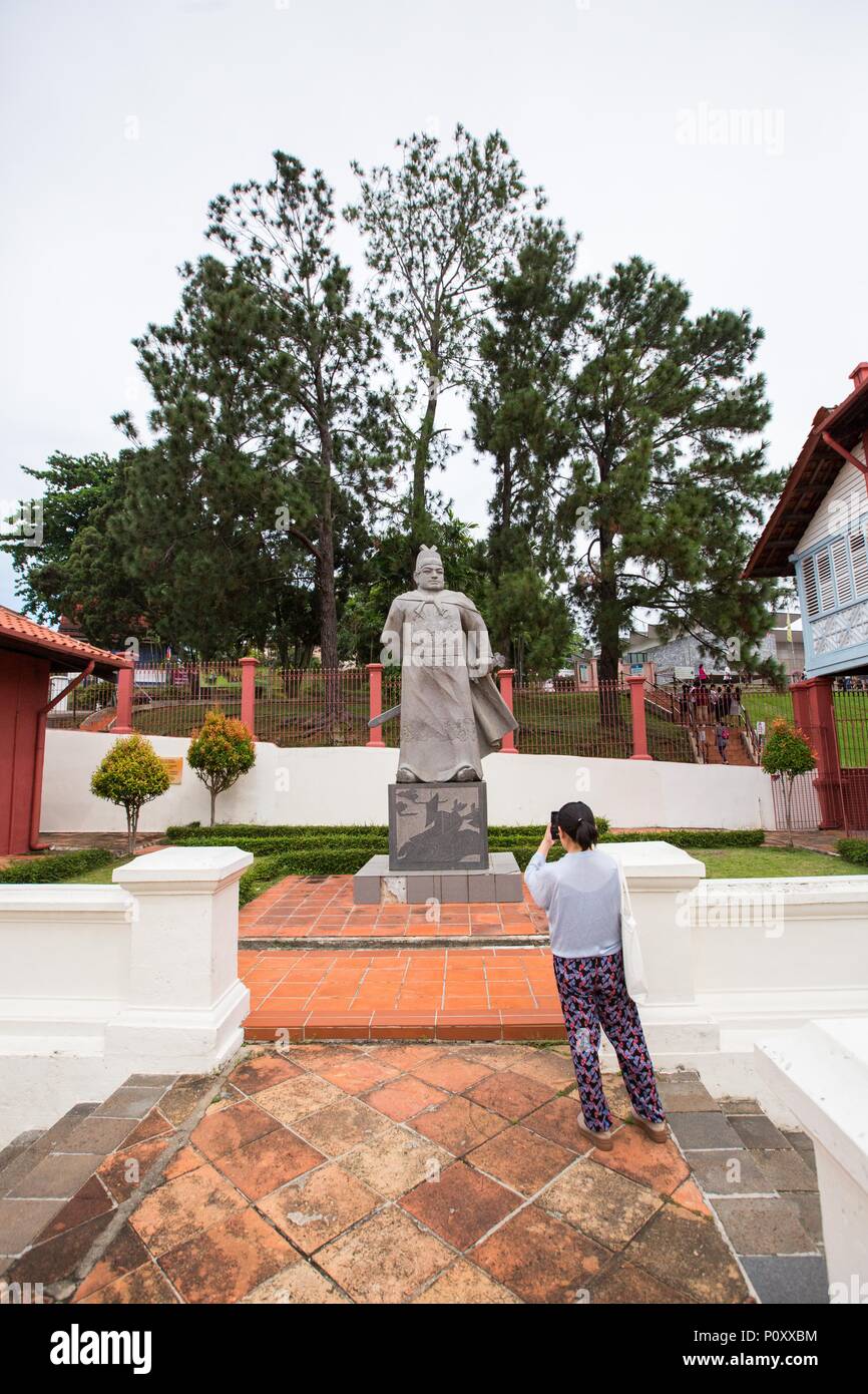 Malacca, Malaysia. 9th June, 2018. A tourist takes pictures of Zheng He