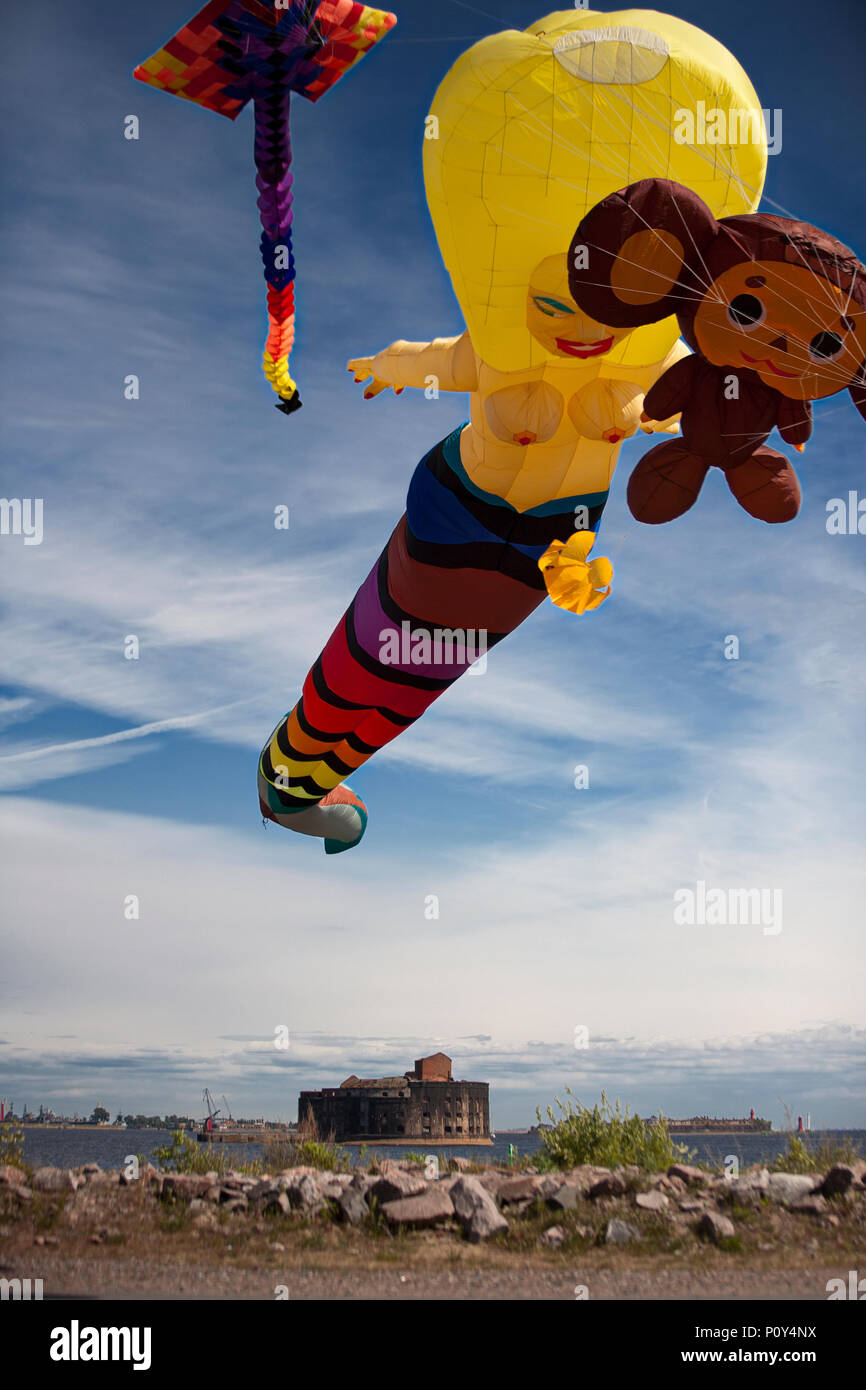 Kronshtadt, Russia. 10th June 2018. 'Fortoliot'. The second international festival of kites. June 10 - June 11, 2018. Fort 'Grand Duke Constantine'. Kronstadt Credit: Andrew Shlykoff/Alamy Live News Stock Photo