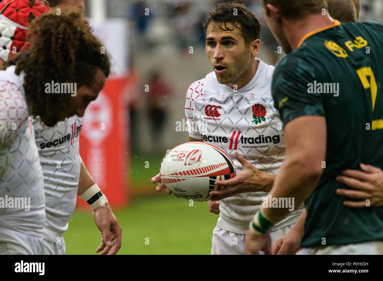 Paris, France. 10th Jun, 2018. England offense (here Oliver Lindsey Hague) has hard time going through South Africa defense during the loss in final of the HSBC Paris Sevens Series. South Africa will win both the tournament and the 2018 Sevens World Series, Paris, France, June 10th 2018. Stock Photo