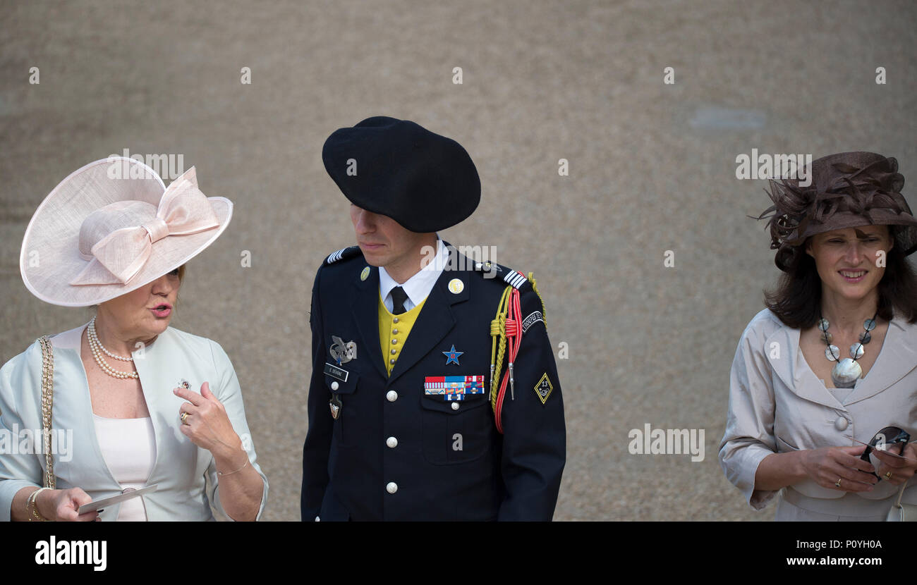 9 June 2018. Elegant hats on display at The Queens Birthday Parade in Horse Guards Parade, a Savoyard beret. Credit: Malcolm Park/Alamy. Stock Photo