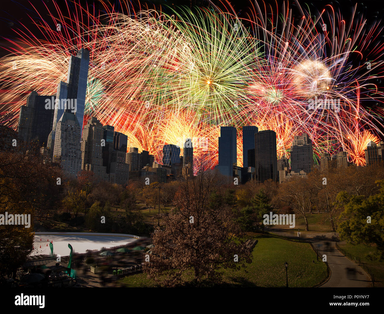 New york new years eve fireworks hi-res stock photography and images