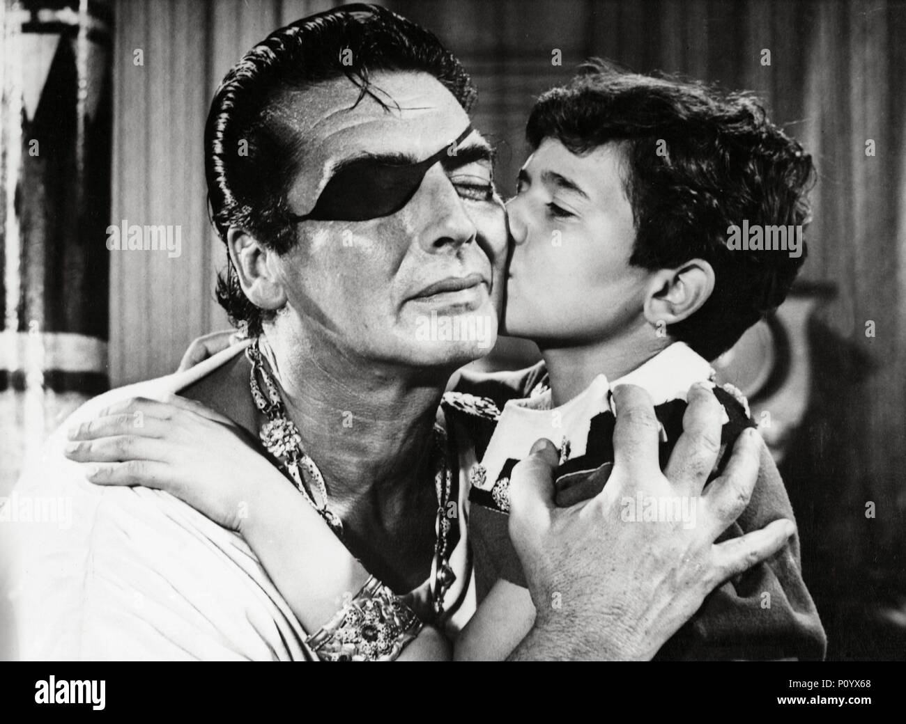 Original Film Title: ANNIBALE.  English Title: HANNIBAL.  Film Director: EDGAR ULMER; CARLO LUDOVICO BRAGAGLIA.  Year: 1960.  Stars: HANNIBAL; VICTOR MATURE. Credit: FONO ROMA / Album Stock Photo