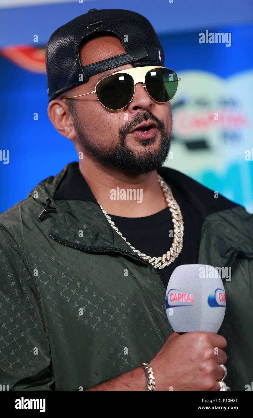 Sean Paul In The On Air Studio During Capital S Summertime Ball With Vodafone At Wembley Stadium London Press Association Photo This Summer S Hottest Artists Performed Live For 80 000 Capital Listeners At Wembley His debut single, impossible, was. alamy