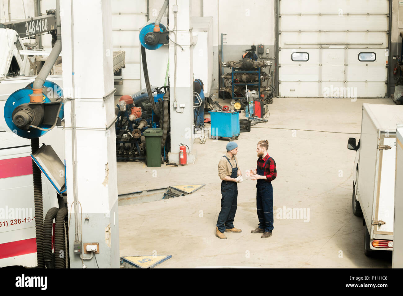 Transport repair hi-res stock photography and images - Alamy