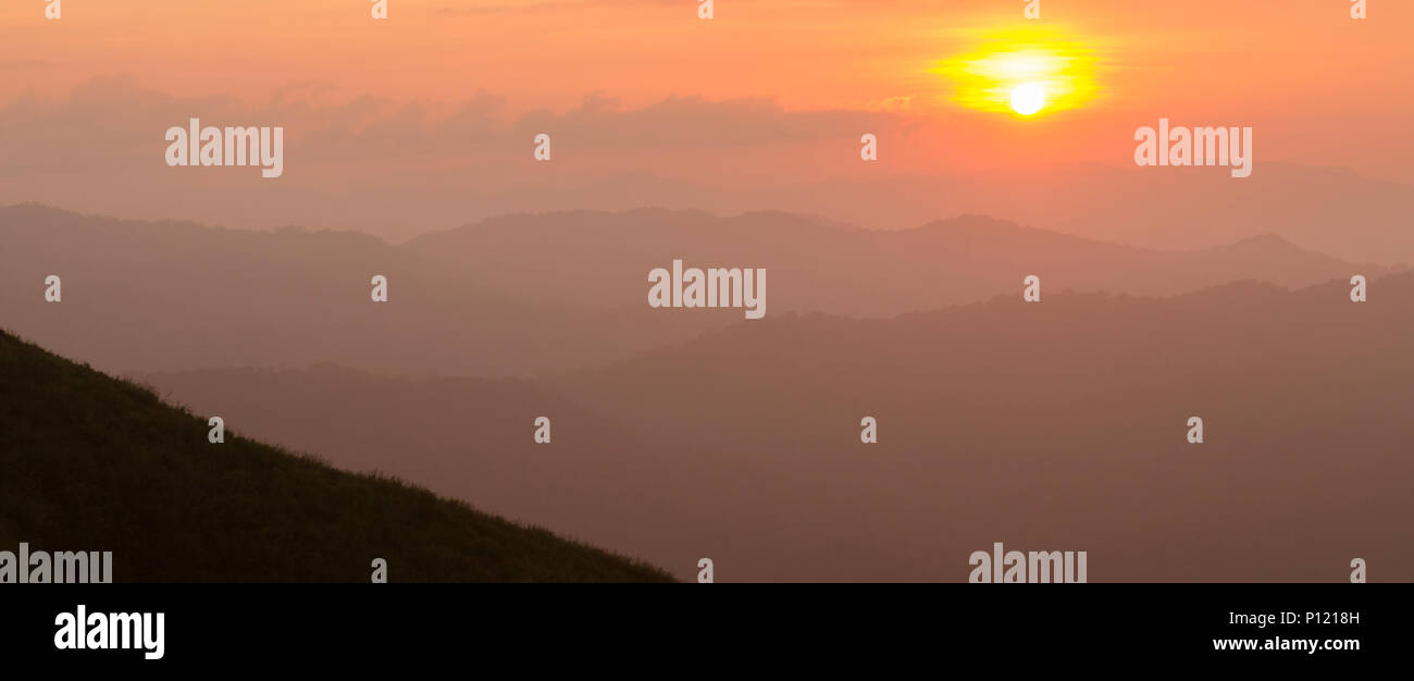 Sunset / sunrise with clouds, light rays and other atmospheric effect ...