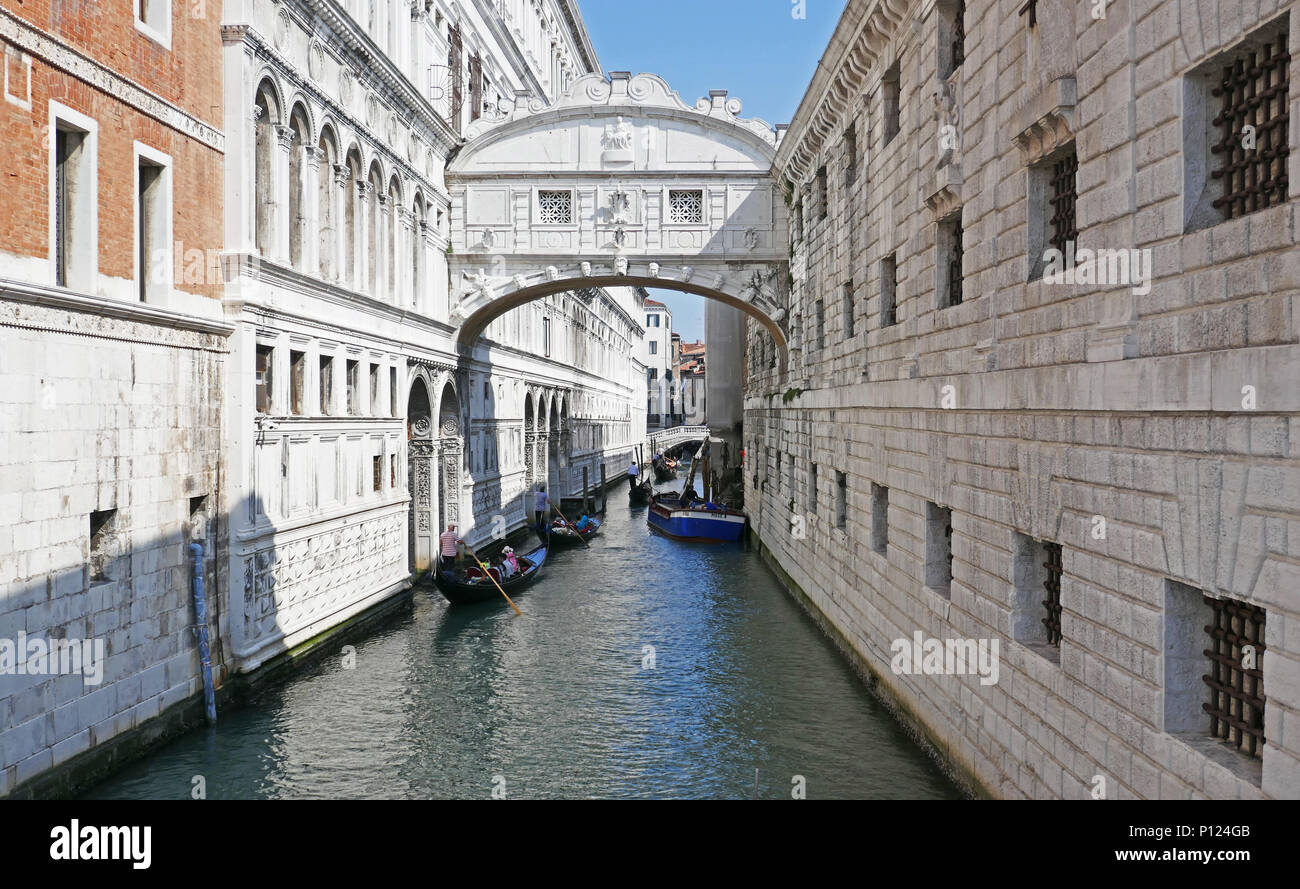 Bridge of Sighs Ponte dei Sospiri), Venice, Italy Stock Photo