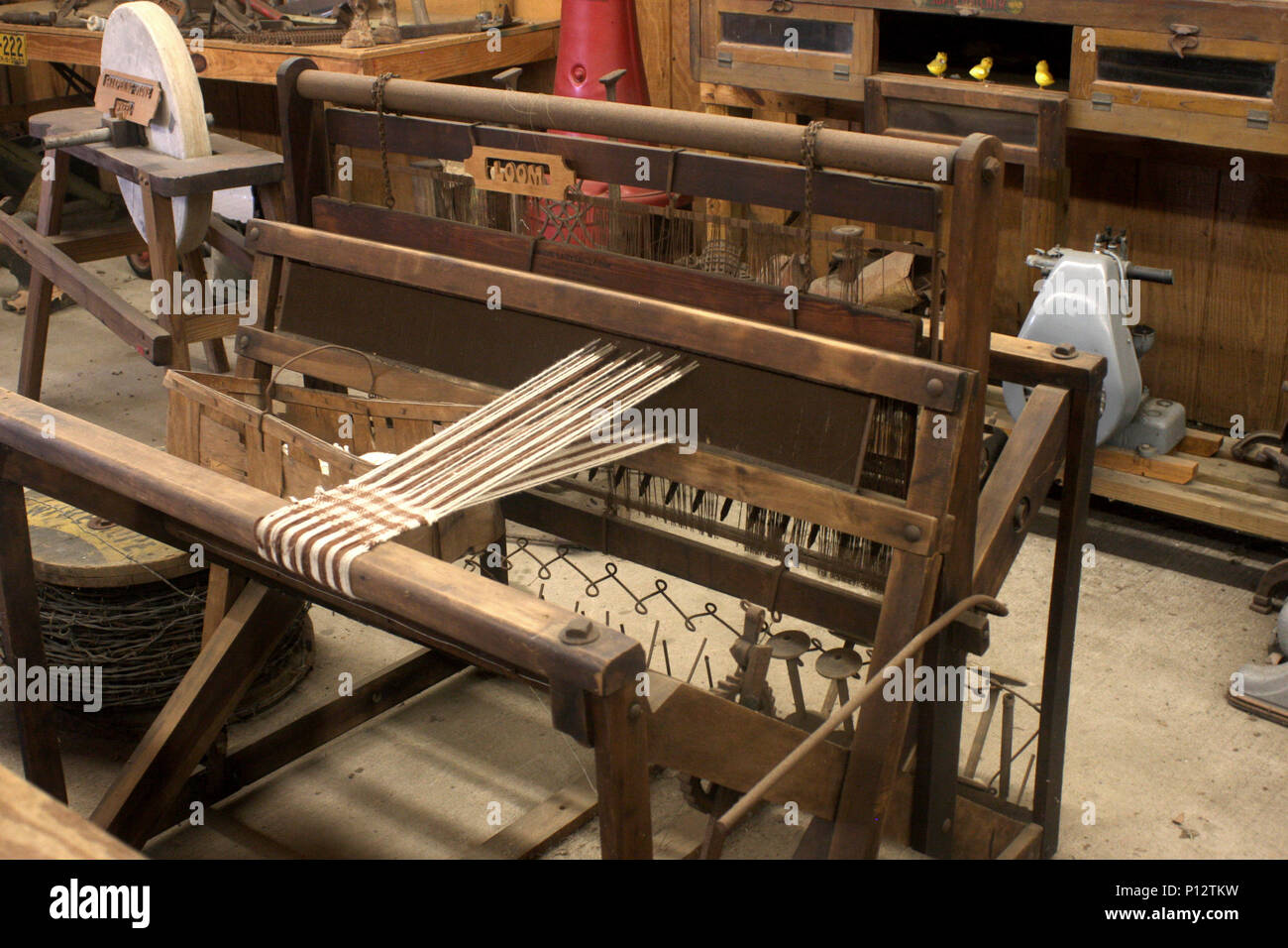 Traditional weaving machine. Loom Stock Photo Alamy