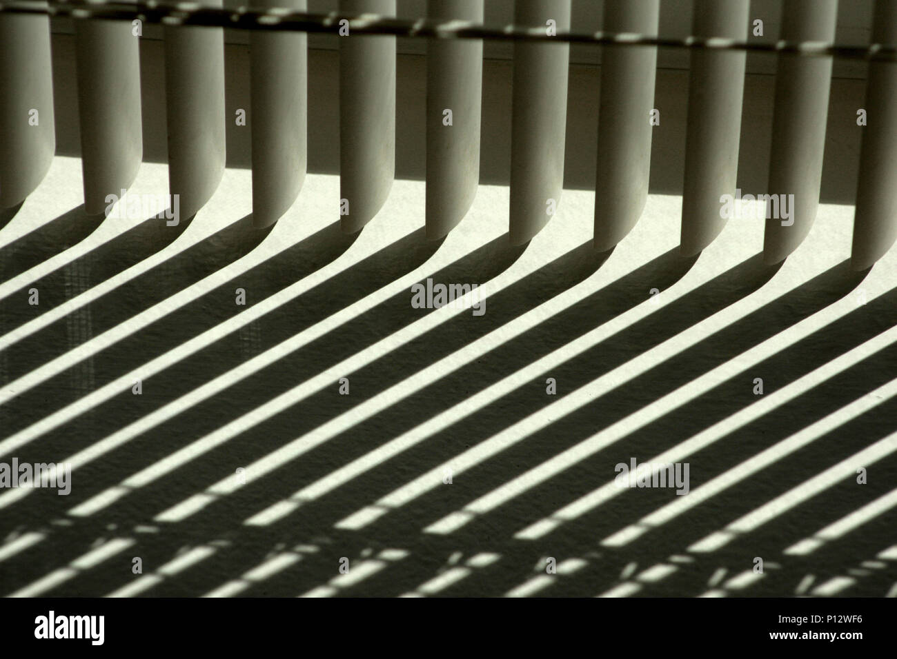 Vertical blinds hires stock photography and images Alamy