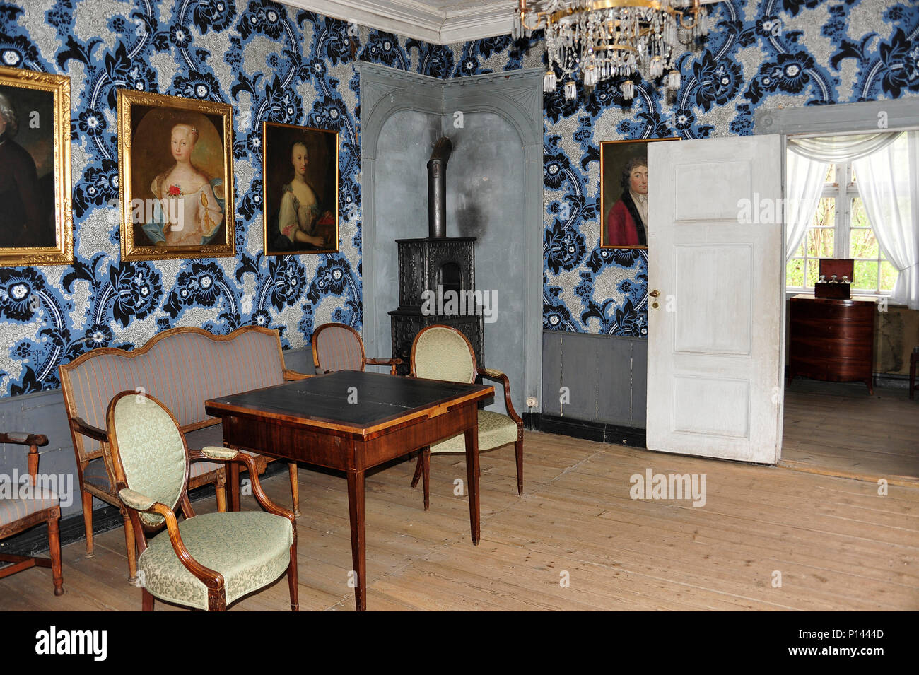 Norwegian Museum of Cultural History, Parsonage from Leikanger, Sogn (1752), interior with