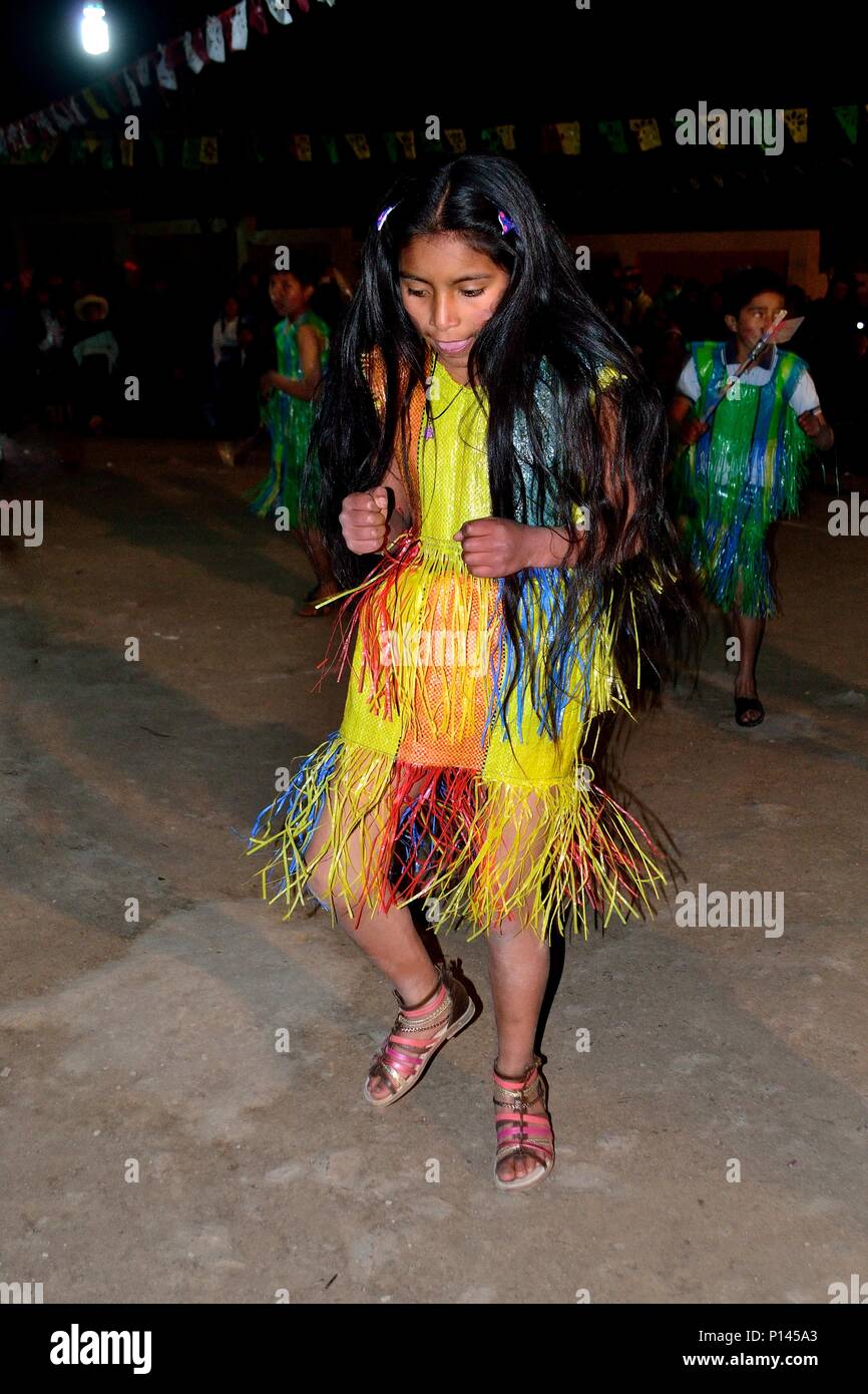 Elementary school anniversary in SALALA " Las Huaringas " HUANCABAMBA