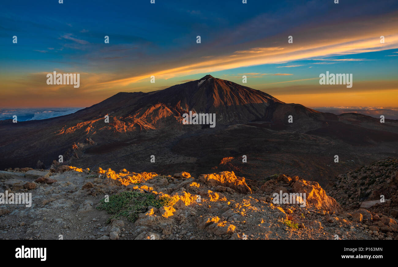 teide-volcano-seen-at-sunrise-from-the-top-of-guajara-mountain-stock