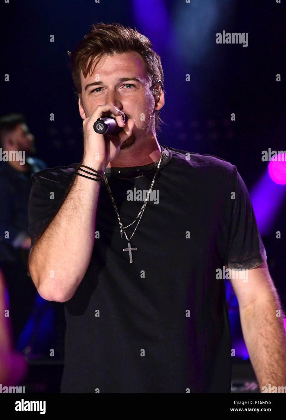 wallen cma fest hires stock photography and images Alamy
